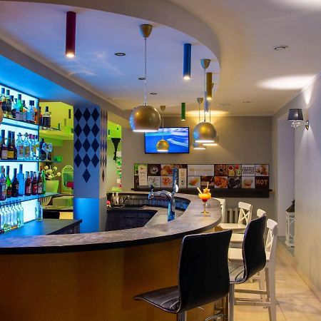 Ibis Styles Gniezno Stare Miasto Exterior foto