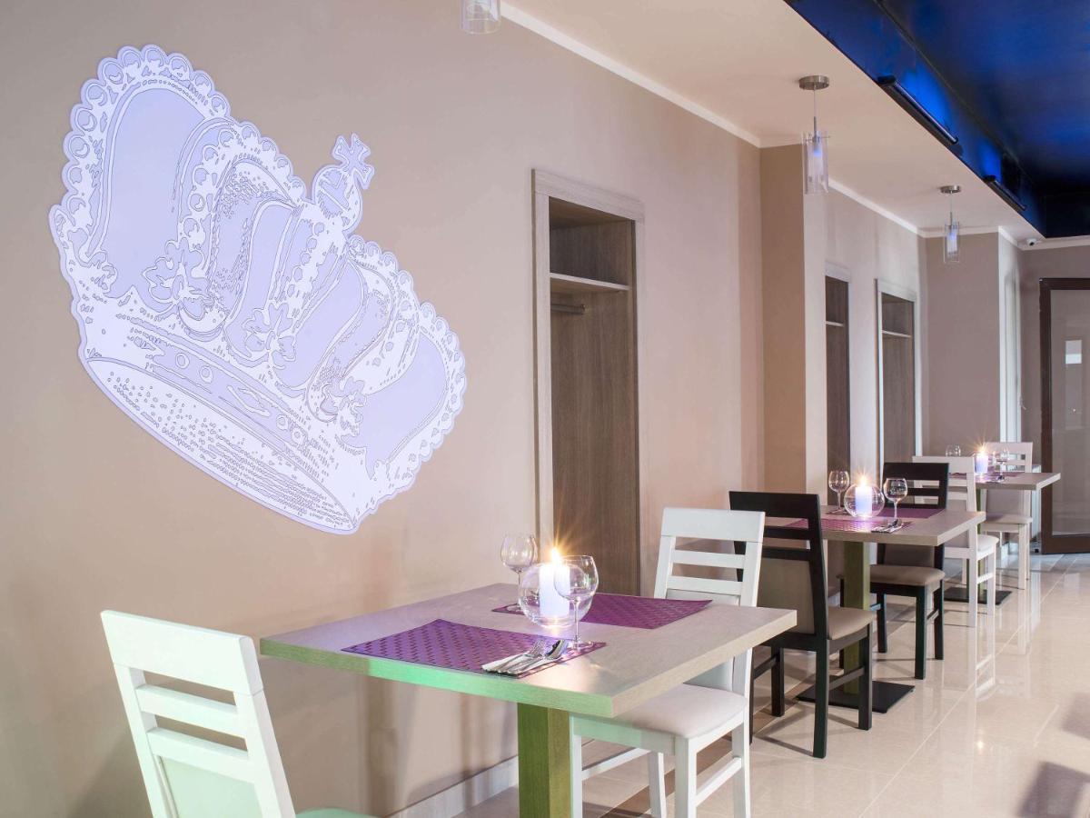 Ibis Styles Gniezno Stare Miasto Exterior foto
