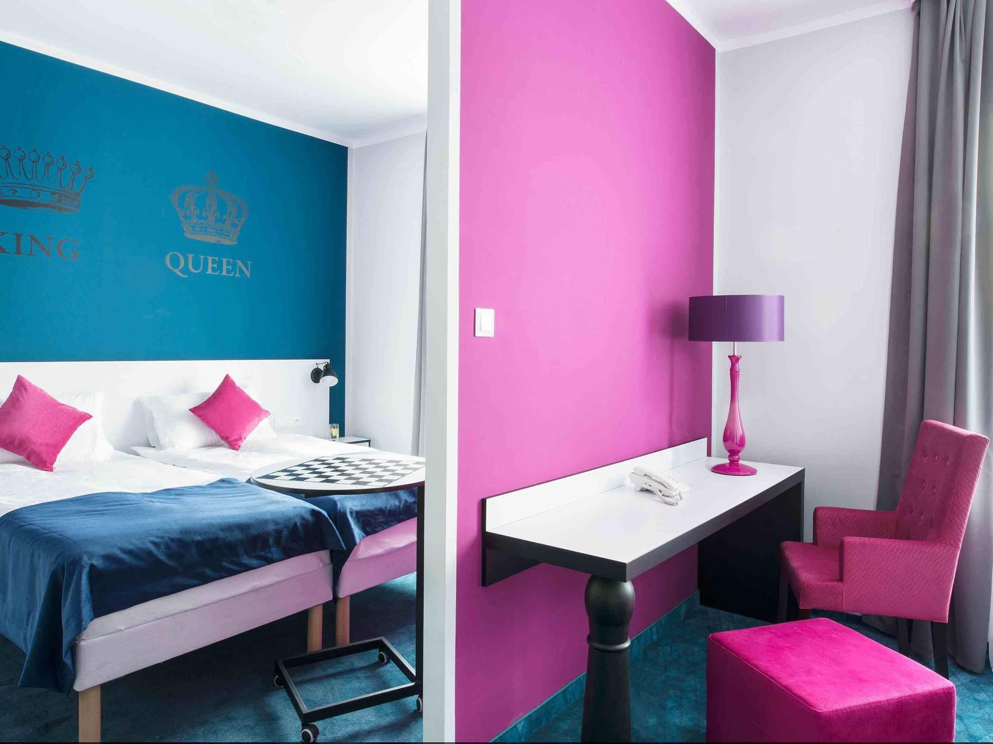 Ibis Styles Gniezno Stare Miasto Exterior foto